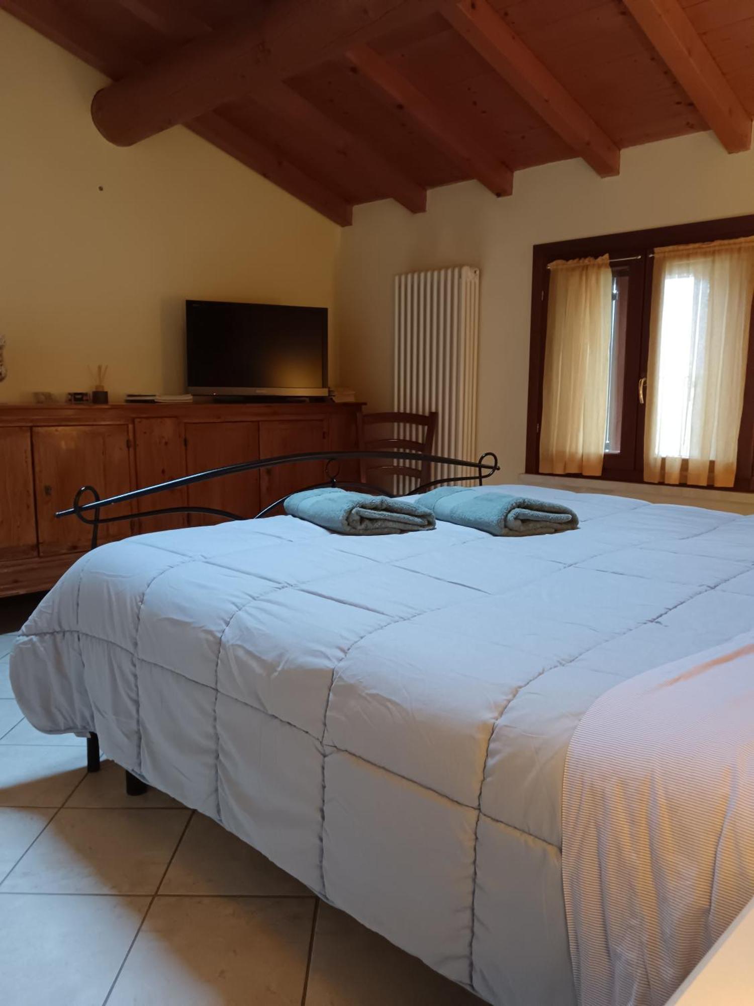 Casa Giulia - Valeggio Sul Mincio Apartment Luaran gambar