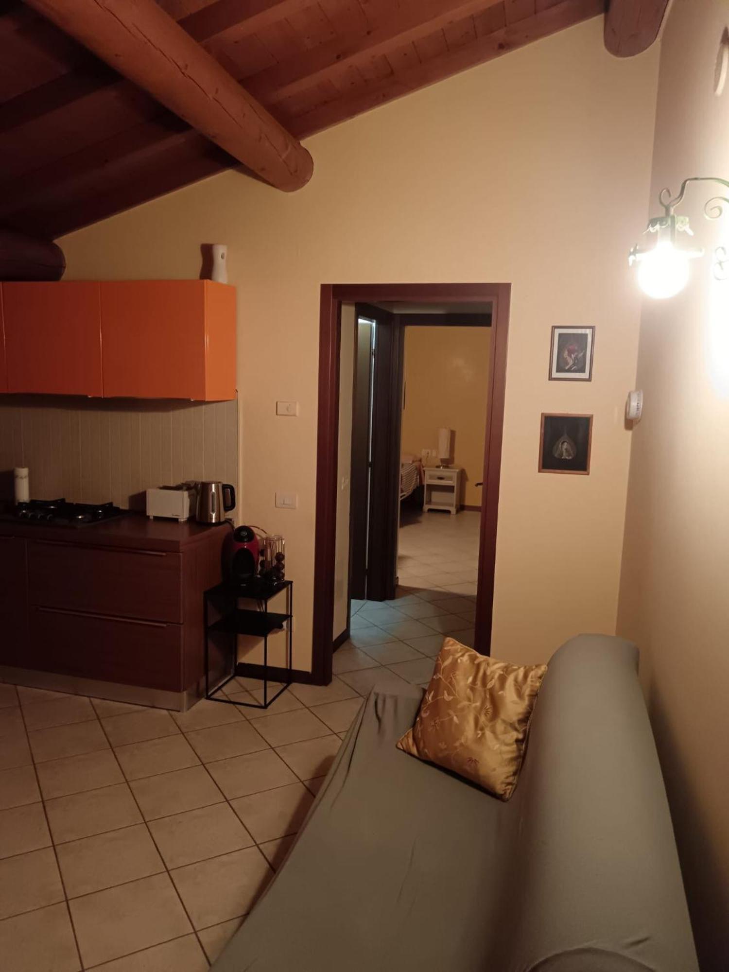 Casa Giulia - Valeggio Sul Mincio Apartment Luaran gambar